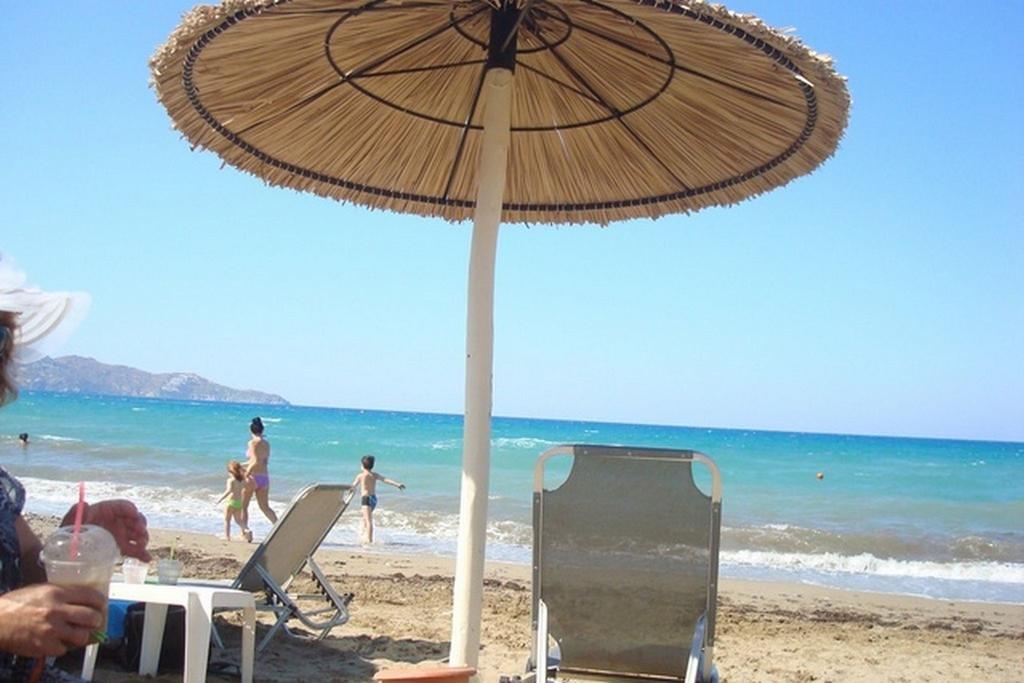 Adonis Beach Hotel Heraklion Exteriör bild